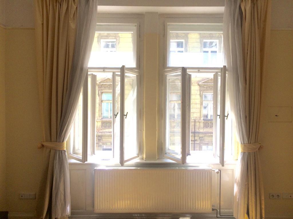 Historic Centre-Spacious Apartment Praag Buitenkant foto